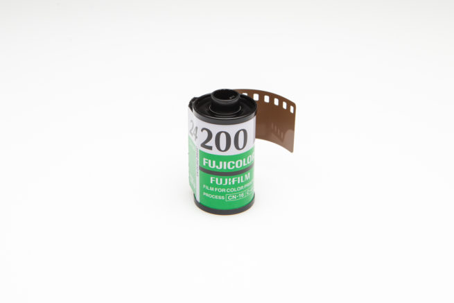 Fujifilm Fujicolor 200 | la camara roja laboratorio analogico
